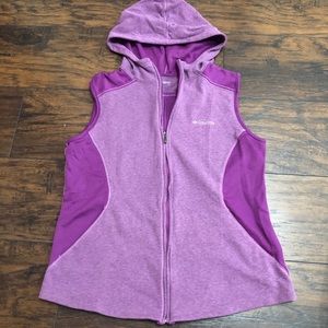 Women’s Columbia vest
